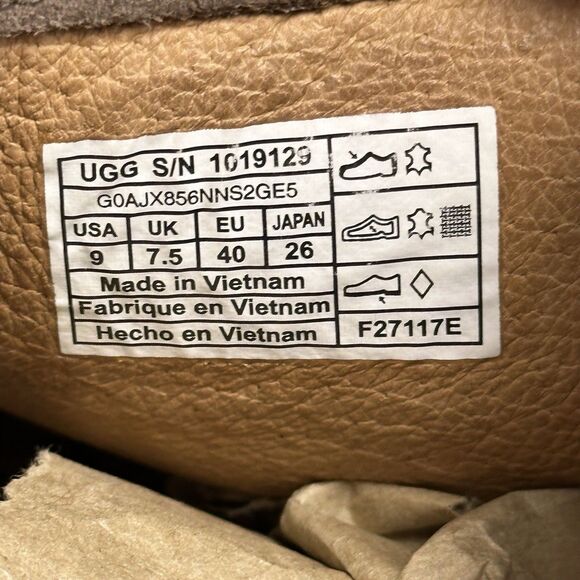 UGG Australia Reid Ankle Boots Womens 9 Brown Suede Bootie Moccasins 1019129 - Picture 8 of 10